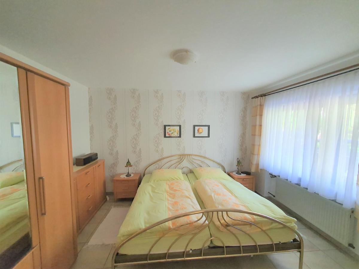 Ferienwohnung Haus Sonnenschein Trassem Bagian luar foto